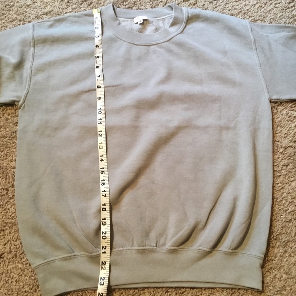 Brandy Melville John Galt Pullover- Sz S - Picture 6 of 6